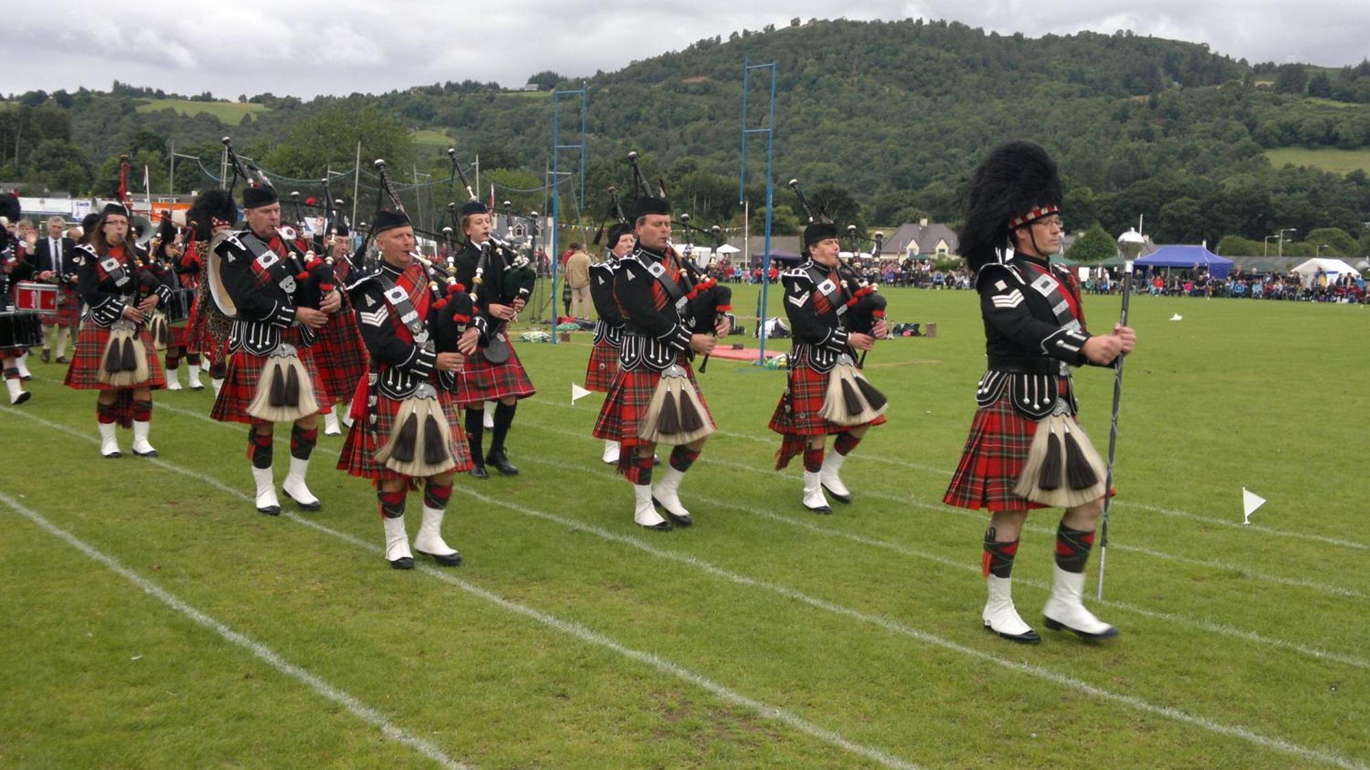 Clunebeg Lodge Drumnadrochit Exterior photo