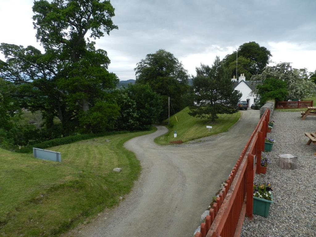 Clunebeg Lodge Drumnadrochit Exterior photo